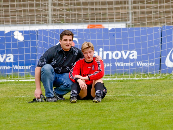 060605-206-137